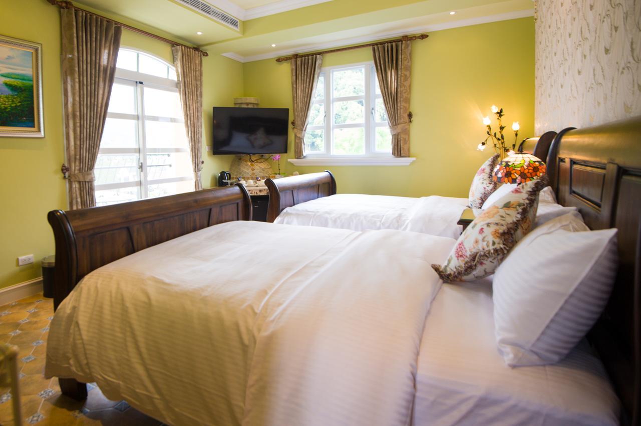 山閱聖堡羅莊園 Bed & Breakfast Yuchi Ngoại thất bức ảnh