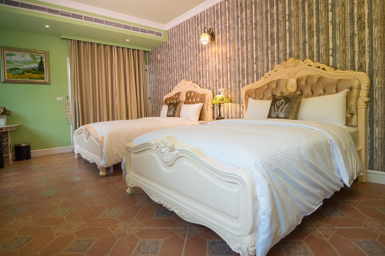 山閱聖堡羅莊園 Bed & Breakfast Yuchi Ngoại thất bức ảnh