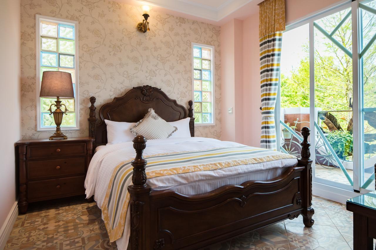 山閱聖堡羅莊園 Bed & Breakfast Yuchi Ngoại thất bức ảnh
