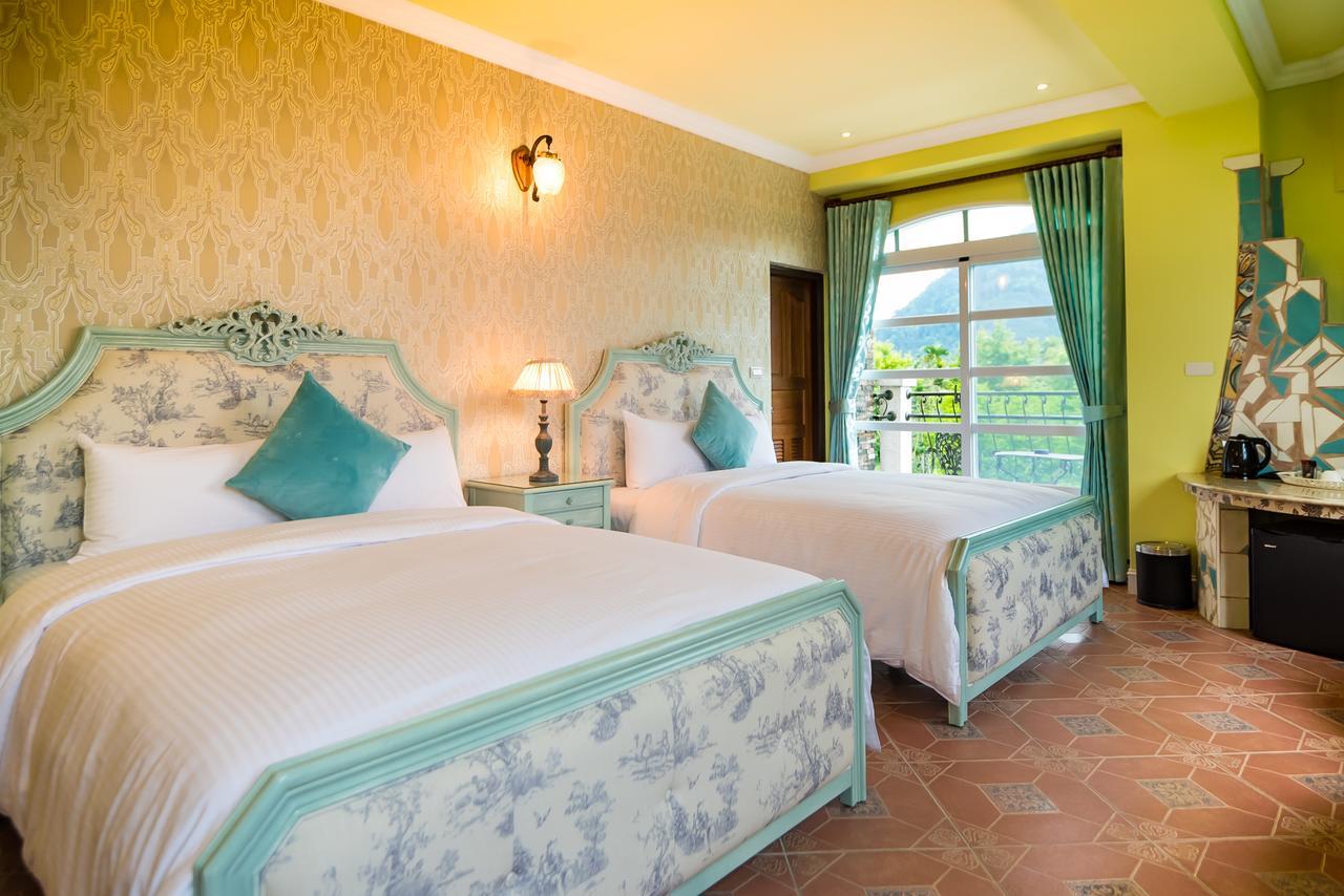 山閱聖堡羅莊園 Bed & Breakfast Yuchi Ngoại thất bức ảnh