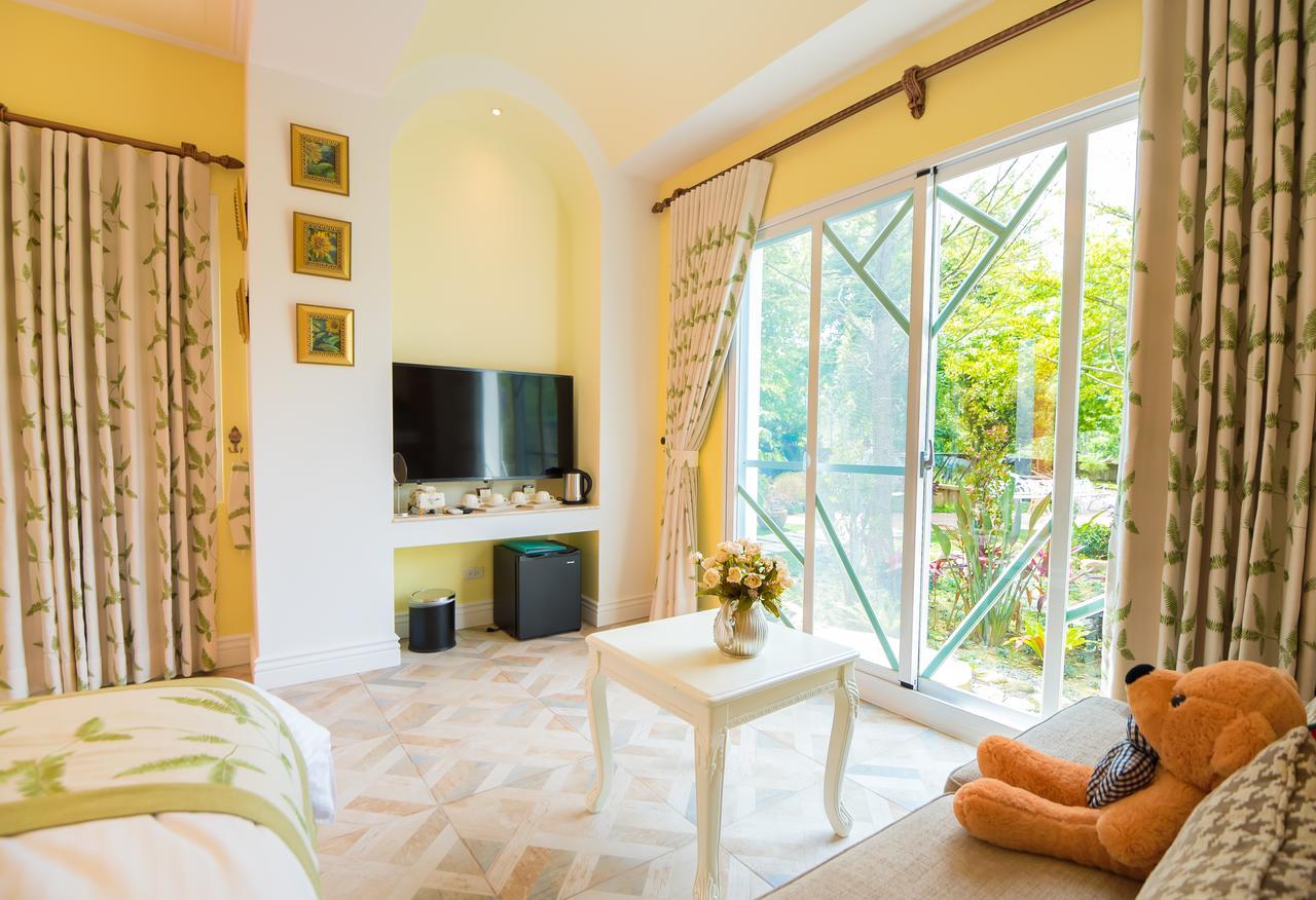 山閱聖堡羅莊園 Bed & Breakfast Yuchi Ngoại thất bức ảnh