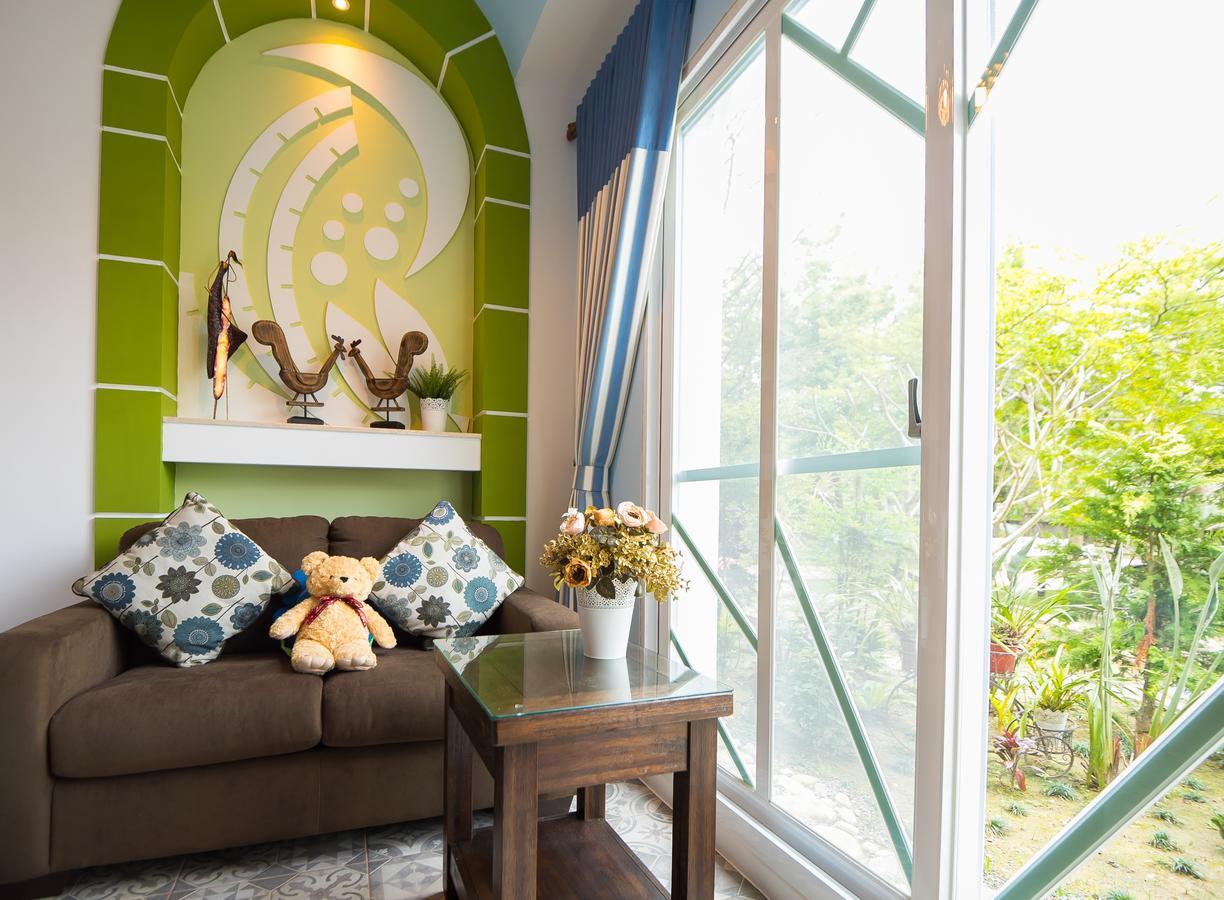 山閱聖堡羅莊園 Bed & Breakfast Yuchi Ngoại thất bức ảnh