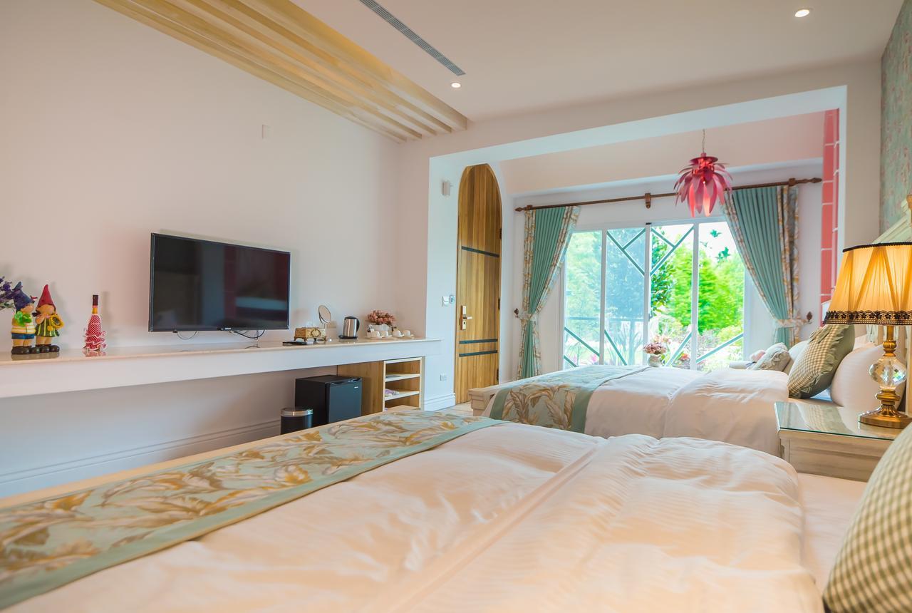 山閱聖堡羅莊園 Bed & Breakfast Yuchi Ngoại thất bức ảnh