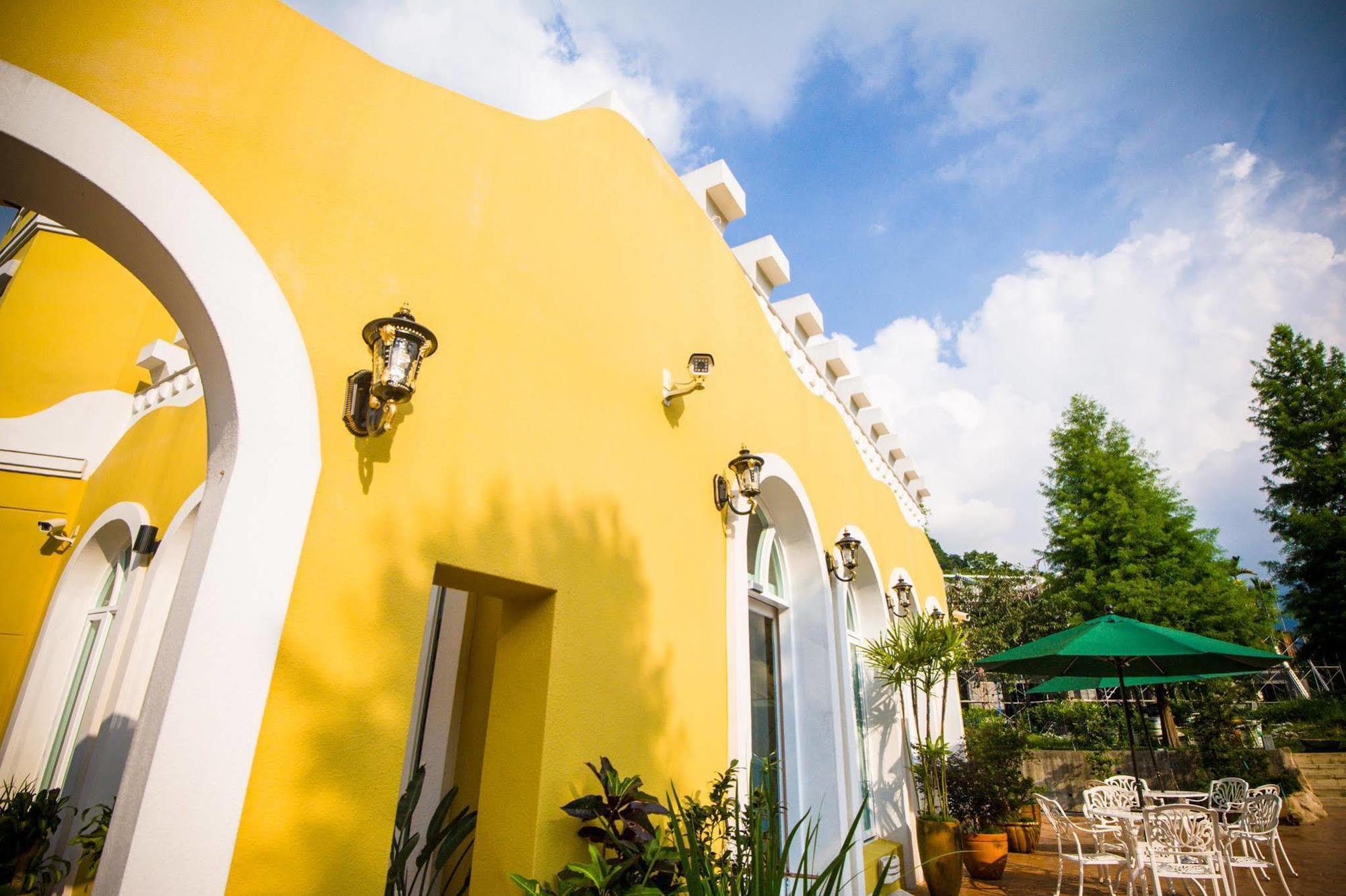 山閱聖堡羅莊園 Bed & Breakfast Yuchi Ngoại thất bức ảnh